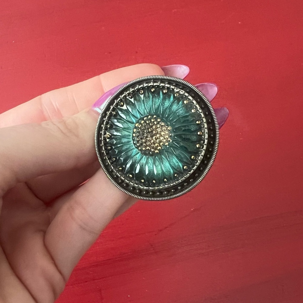 Mars & Valentine chunky sunflower ring sterling silver green gold-tone size 10